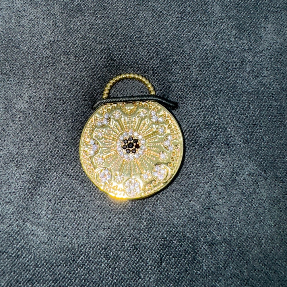 18k Celestial Pendant - Picture 7 of 9